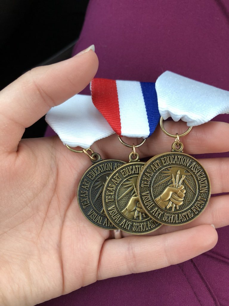 Brianna_0225's tweet photo. Weβre going to stateπ€§β€οΈ #vase2018 https://t.co/09j2Y6HVU9