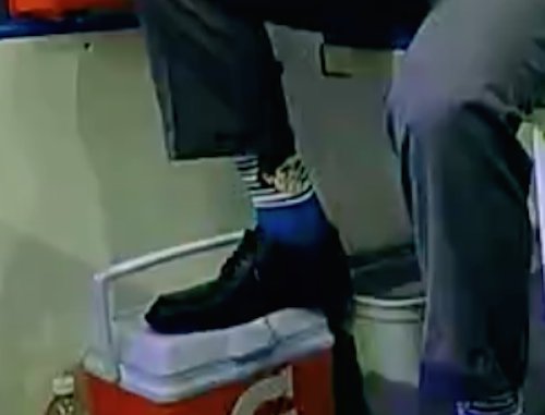 TheFlintor's tweet photo. Penalty box guy rocking some @Babsocks https://t.co/UfCgOFBZLL