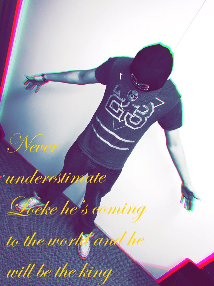 Loeke_rapper19's tweet photo. A man of dreams and a man of success we’re making it to the game so don’t underestimate the best #raphiphop #rapper #upcomingartist #PFStudios #musicbussiness #successhappens https://t.co/tmI1PyKdag