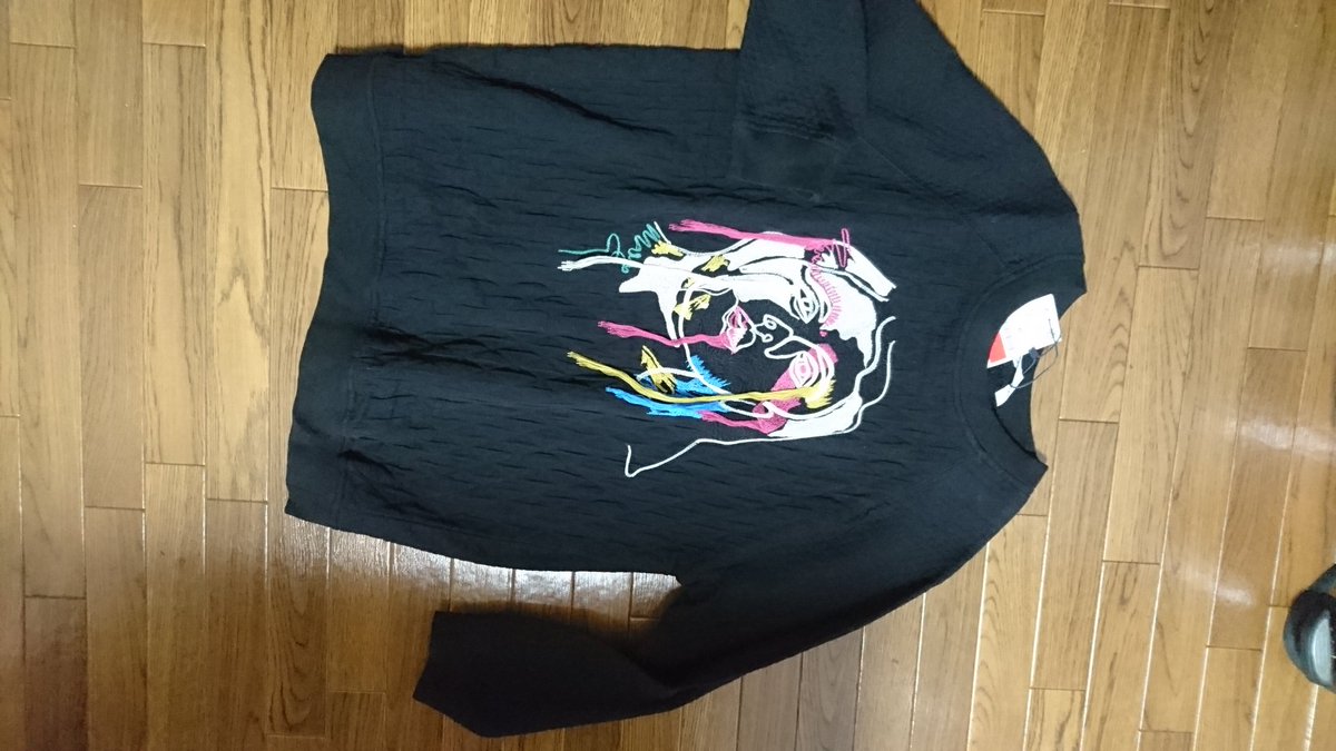 瀧波ユカリ On Twitter おれ Zaraで服買う 人間たち どこで買ったと聞く おれ Zaraで買ったと言う 人間たち Zara でそんな変な柄の服売ってない どこのzaraだと言う おれ 札幌のzaraだと言う 人間たち いやいやいや売ってないでしょと言う おれ 森に帰る