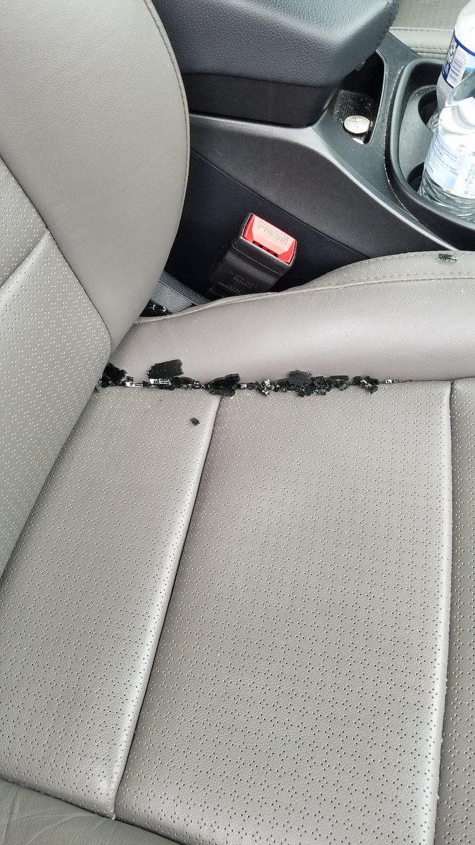 mugsy83's tweet photo. @NHTSAgov Please hold @Hyundai responsible for their dangerous sun roofs that randomly explode when the car is in use. They're not too concerned. #dangeroussunroof #dangeroussuv #explodingsunroof https://t.co/nQsi8O9S9s