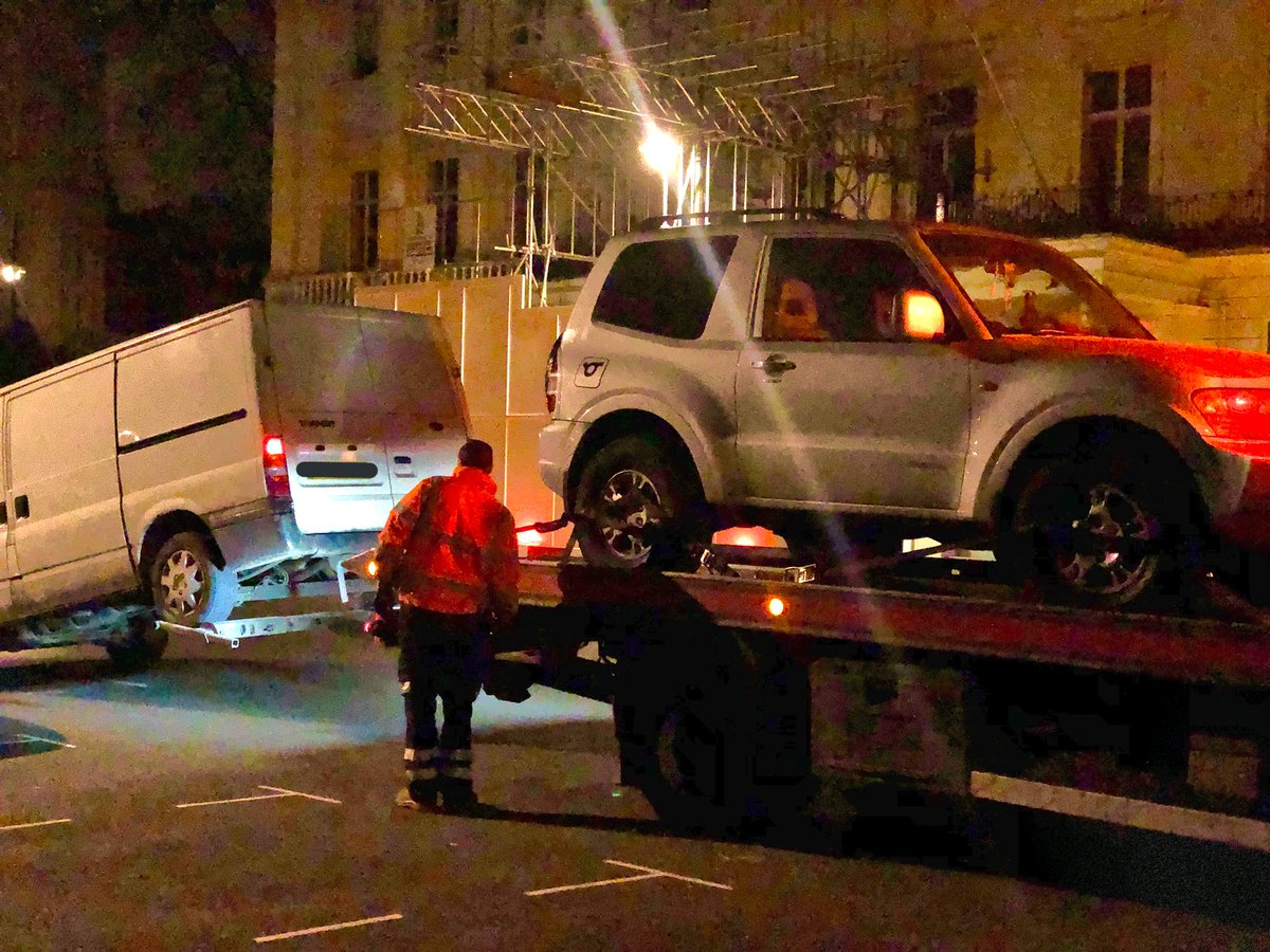 MPSSpecials's tweet photo. Part 2. Two vehicles seized for #noinsurance after they were seen driving the wrong way down a one way street, by @MPSWestminster & #MSCTASKFORCE officers #noinsurance #nocar #bushome https://t.co/p1zMUlXRW1