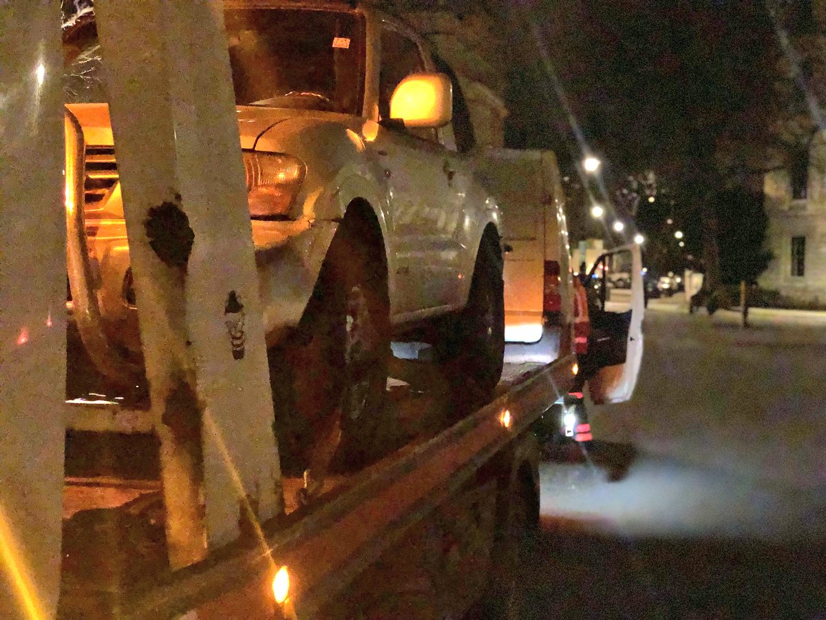 MPSSpecials's tweet photo. Part 2. Two vehicles seized for #noinsurance after they were seen driving the wrong way down a one way street, by @MPSWestminster & #MSCTASKFORCE officers #noinsurance #nocar #bushome https://t.co/p1zMUlXRW1