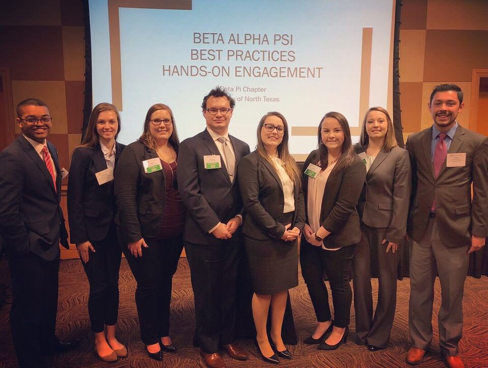 UNT_BAP's tweet photo. Our officers had a wonderful time presenting this weekend at the 2018 Beta Alpha Psi Southwest Regional Meeting! https://t.co/ccNnjIpQ2T