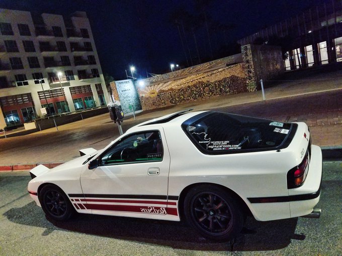 Baby, I'm faded. https://t.co/nToQLe84t6<a href="/tag/newprofiiepic"class="tags"><span>#newprofiiepic</span></a>