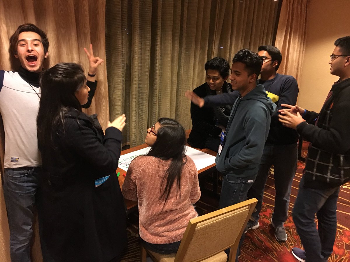 This evening we are trying to identify ways to address issue of littering in #Pakistan, #India and #Bangladesh. ❤️YES #CivEdWeek