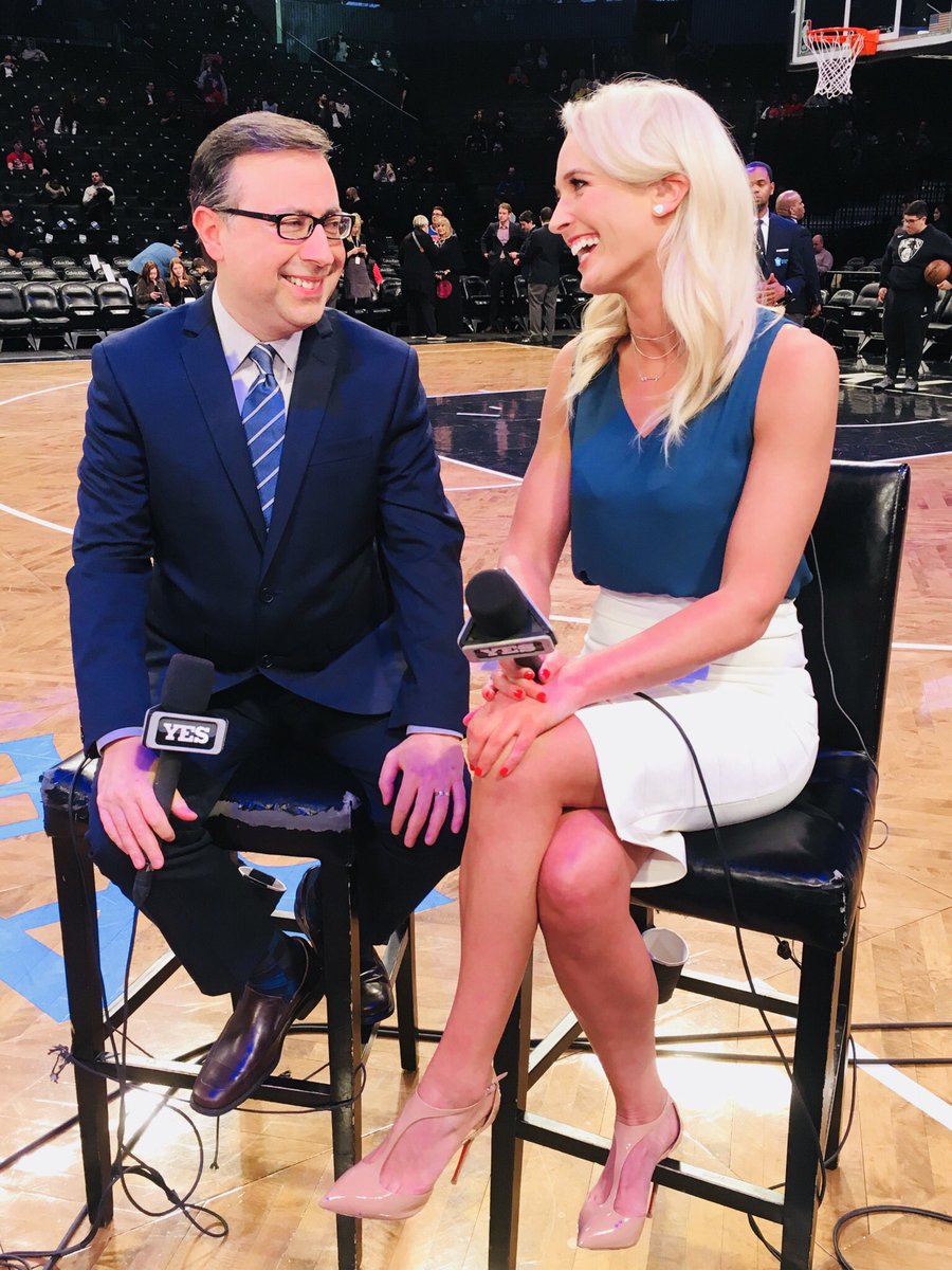 sarahkustok's tweet photo. Back with Bird #Brooklyn #Chicago #NETSonYES https://t.co/ozCWbZZ7dF