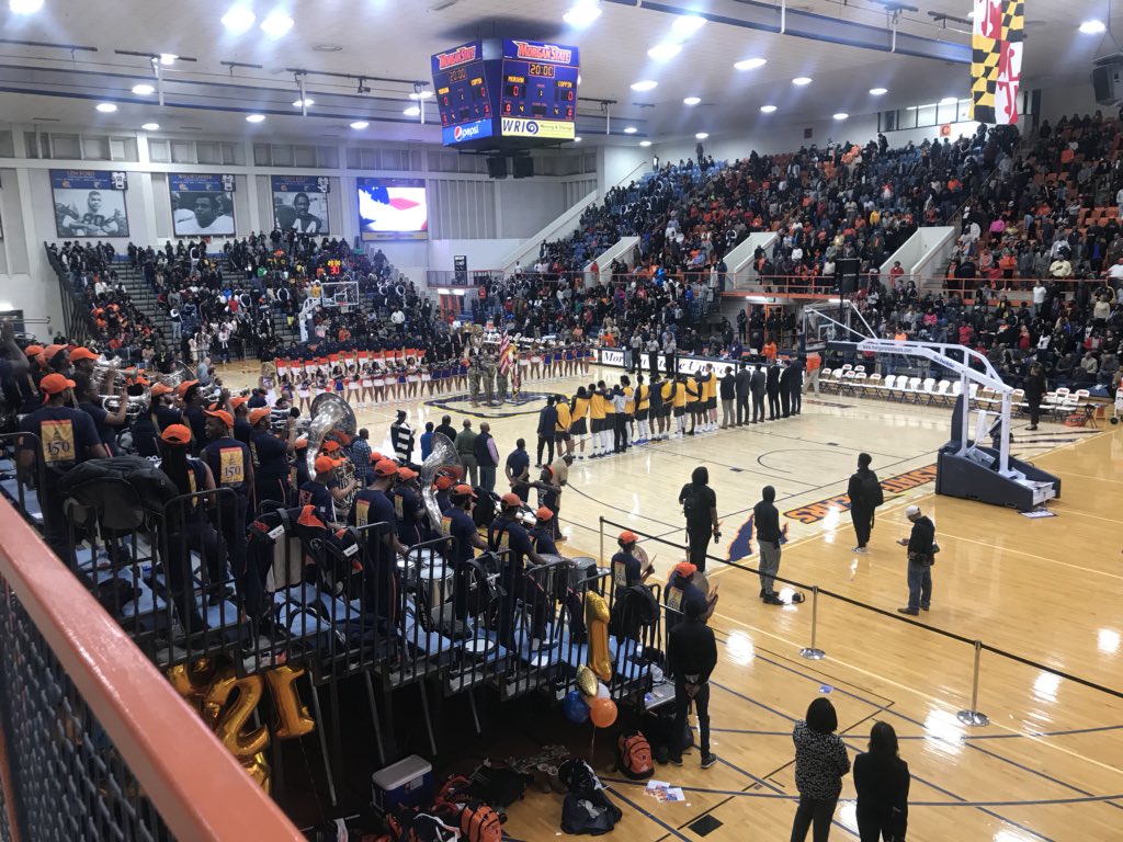MorganStBears's tweet photo. Great looking crowd tonight at Hill Field House👏👏👏💙🧡
#MORGvsCSU #MEAC https://t.co/PlqiZgTBJZ