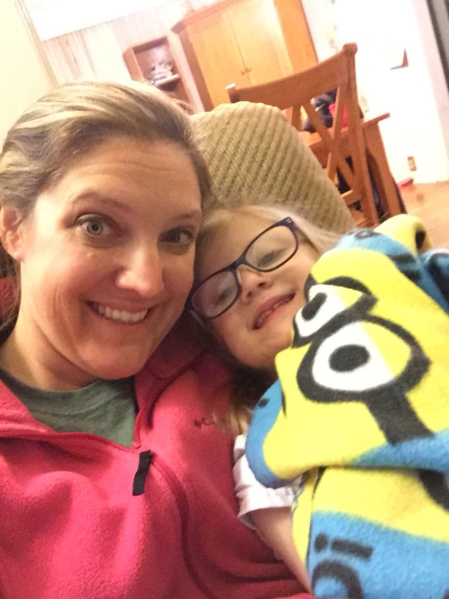 TSouthergill's tweet photo. #simplysarah #newglasses https://t.co/8zCZFdy6yF