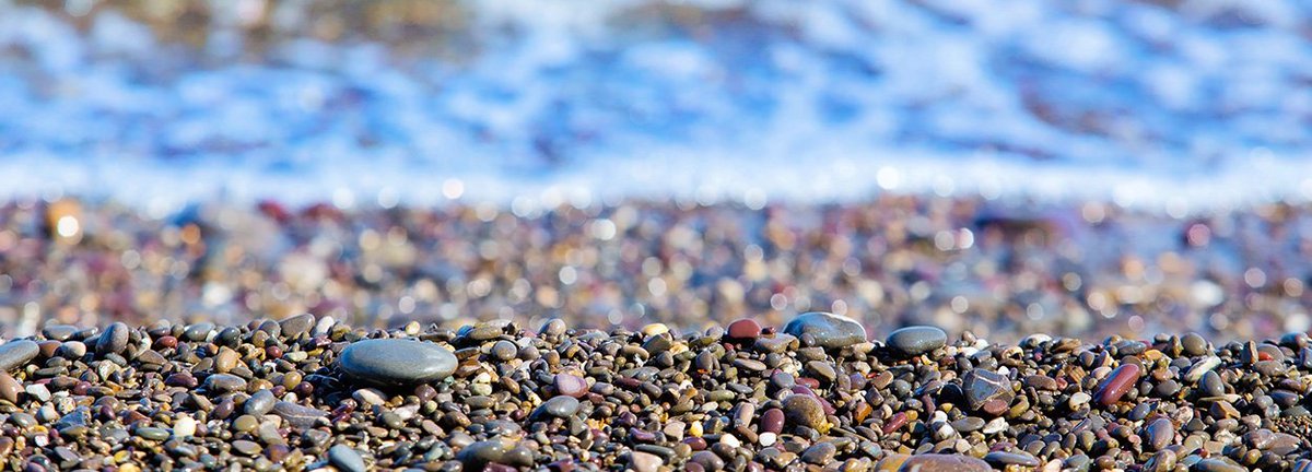 MetamorphicRocc's tweet image. I got smash together with a bunch of other rocks like me! Its was terrible but now I made new friends with rocks next to me. #Sedimentaryrock #compacted