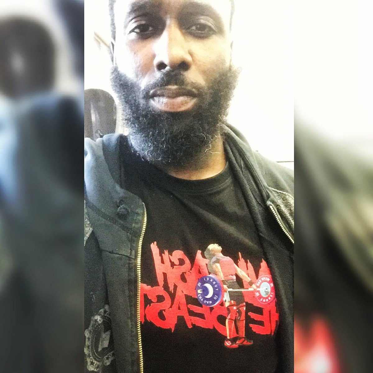 Looing good @kendrickjfarris!🔥 Your support means a great deal to me! You inspire me more than you know. Thank you for your continued encouragement!❤
#UnleashTheBeast 
#BlessTheGym