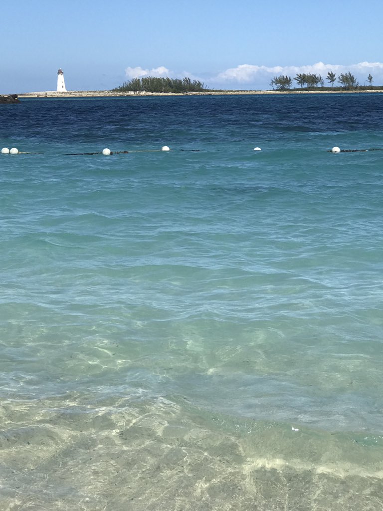 whereveritlands's tweet photo. I'm home from a work trip to the #Bahamas &amp; let's just say this rain isn't helping my post-travel blues. https://t.co/UIas25nOLS