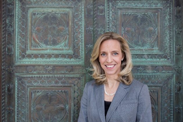 ChiSciWri's tweet photo. Bridget Coughlin, president and CEO of @shedd_aquarium , will discuss the relevance and need for science today on Wednesday, April 4.  https://t.co/khxai8ymQm Co-hosted by @C2ST https://t.co/P28VtswoVR