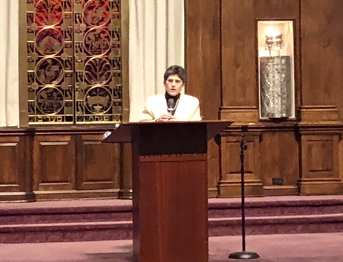 archchicago's tweet photo. Interesting talk tonight at the 2018 Joseph Cardinal Bernardin #JerusalemLecture at the Anshe Emet Synagogue.
Dr. Elena Procario-Foley discussed how the relationship between Catholics and Jews has developed over the years. https://t.co/6innSz0JZw