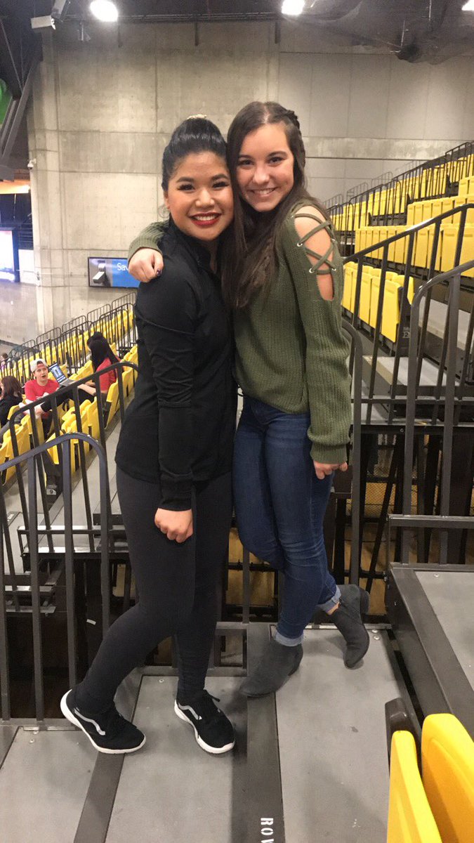 savpacker's tweet image. happy happy sweet 16 to my bff! hope your day has been filled with lots of partying! love ya lots💗 @BounKayla