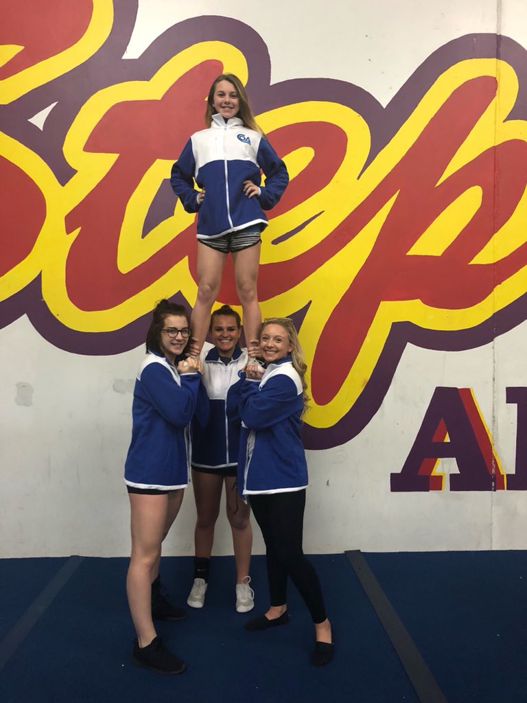 allyspeaks_'s tweet photo. ALL STEP ONE TEAM ARE GOING TO SUMMIT!! I love my gym to pieces and I can’t wait to take on summit with the best gym ever and the best team ever @Step1Fancy  @steponeallstars THANK YOU step one 💜💛❤️ https://t.co/8Ln4Q2ChoT