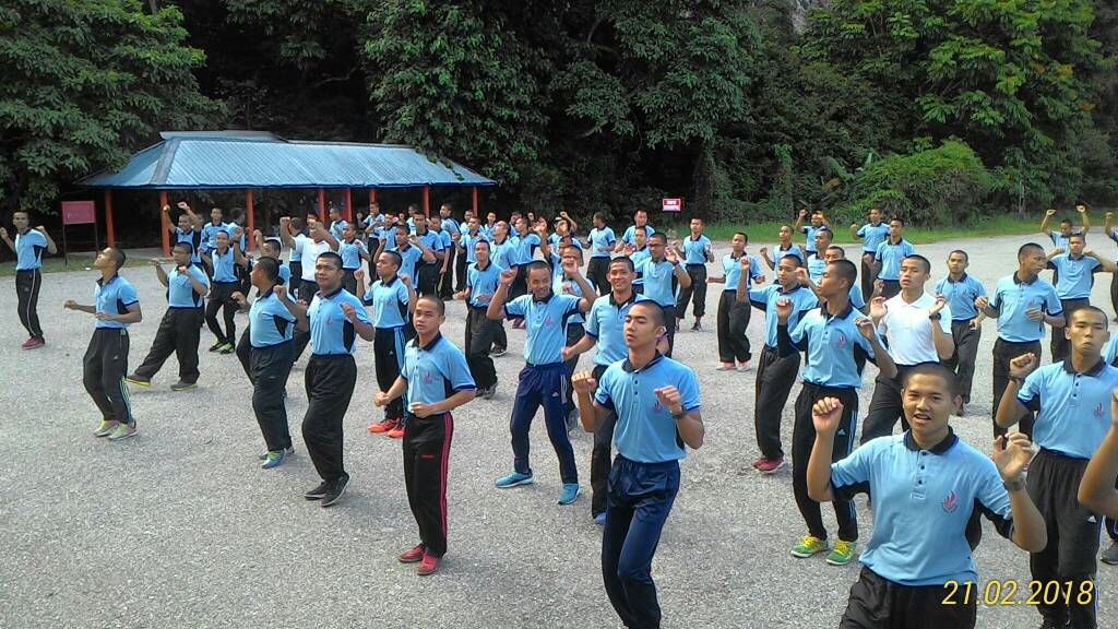 plkn_etnobotani's tweet photo. 21 Februari 2018 - Karnival Sukan Peringkat Kem PLKN Etnobotani. Tahniah &amp; Syabas diucapkan kepada semua pihak baik Pengurusan, Jurulatih &amp; Wira yang sporting dalam menjayakan program ini.

@plkn etnobotani

#PLKN2018
#CINTANEGARA
#PERKASAPERWIRA
#PLKNPADU
#BSKNBEST https://t.co/hvV0UswfzM
