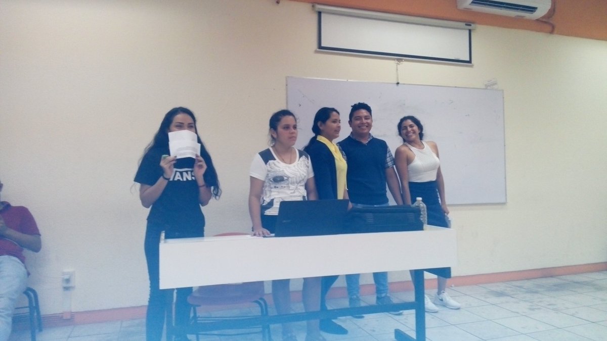 #tercerequipoenexponer
#26/02/18
#herramientasdecomunicacionoralyescritaenlainvestigacion
<a href="/vas_castillo/">vas castillo</a> <a href="/MonicaCauich22/">𝓜𝓪𝓻𝓲𝓼𝓼𝓪 𝓒𝓪𝓫𝓻𝓮𝓻𝓪 🐝</a> 
<a href="/omaralpuche/">omar alpuche leal</a>