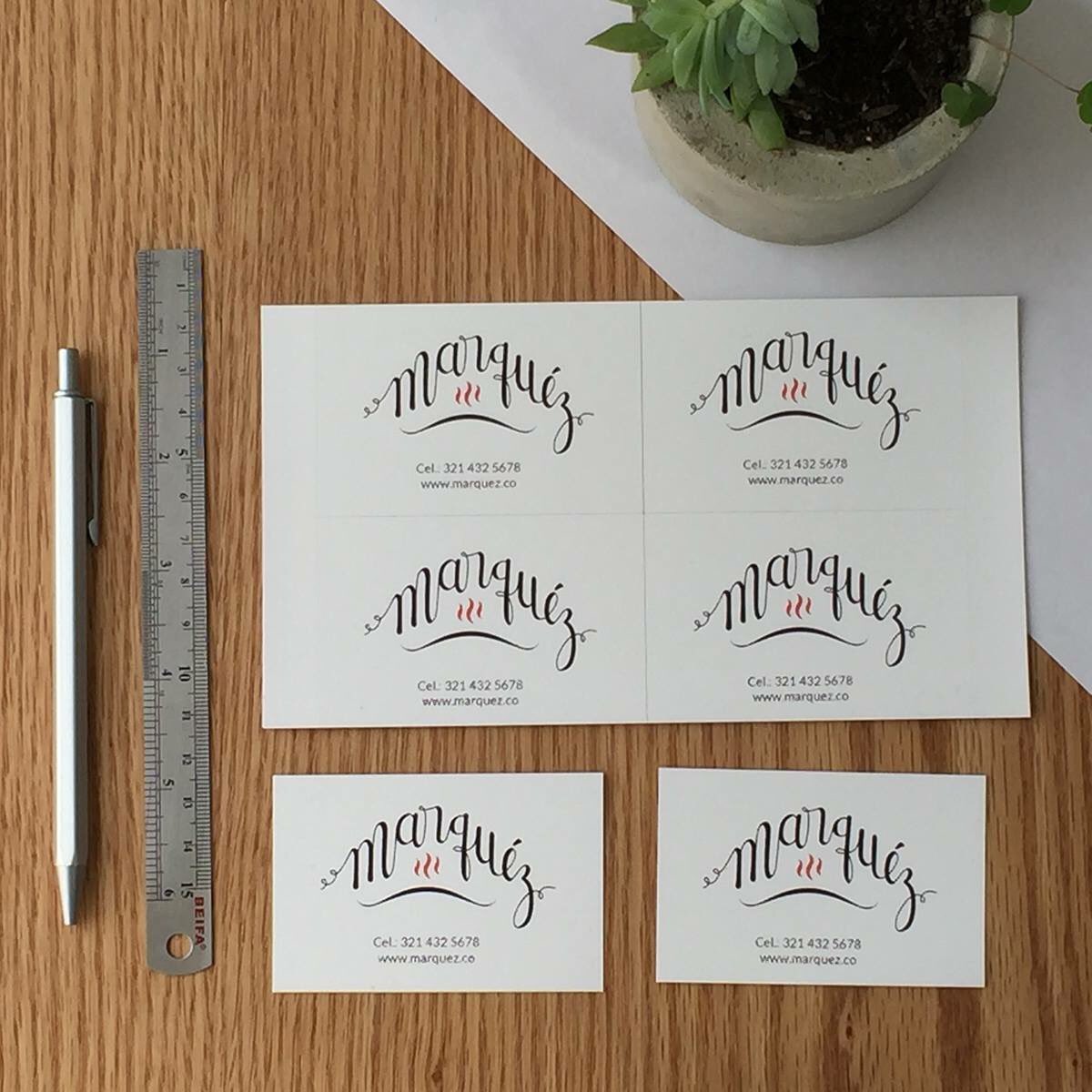 FOTOJAPONESA20's tweet photo. Para tu negocio, imprime las tarjetas de presentación!
#HiTiP310W https://t.co/3gR2PGAl6l