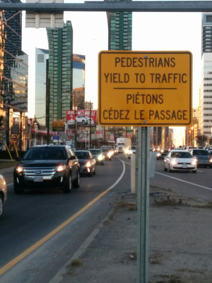 to_cyclist's tweet image. Too scared to ride, this was my greeting trying to walk to Willowdale from S of 401 to @FFSafeStreets vigil. NEVER have I felt so dejected by infrastructure. This alone hammered home how important #TransformYonge is. #Willowdale deserves SO MUCH BETTER than this. #bikeTO #TOpoli