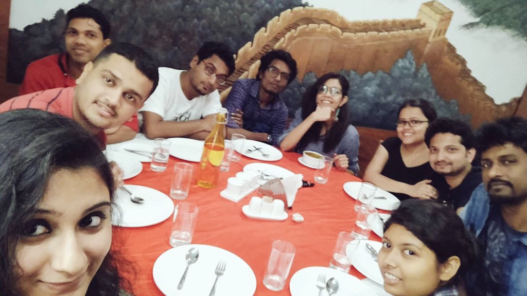 immersivetrails's tweet photo. Good company and hard work makes for a great #SutanutiDiaries #shootdaytwo .
Episode 02 incoming.
@heritagewalkcal @ArchaeoNomad @chelsea_mcgill4 @SpinSpinSpin 
#HeritageWalkCalcutta 
#explorekolkata 
#experiencekolkata 
#Bengal #heritage https://t.co/PBSm25x17g