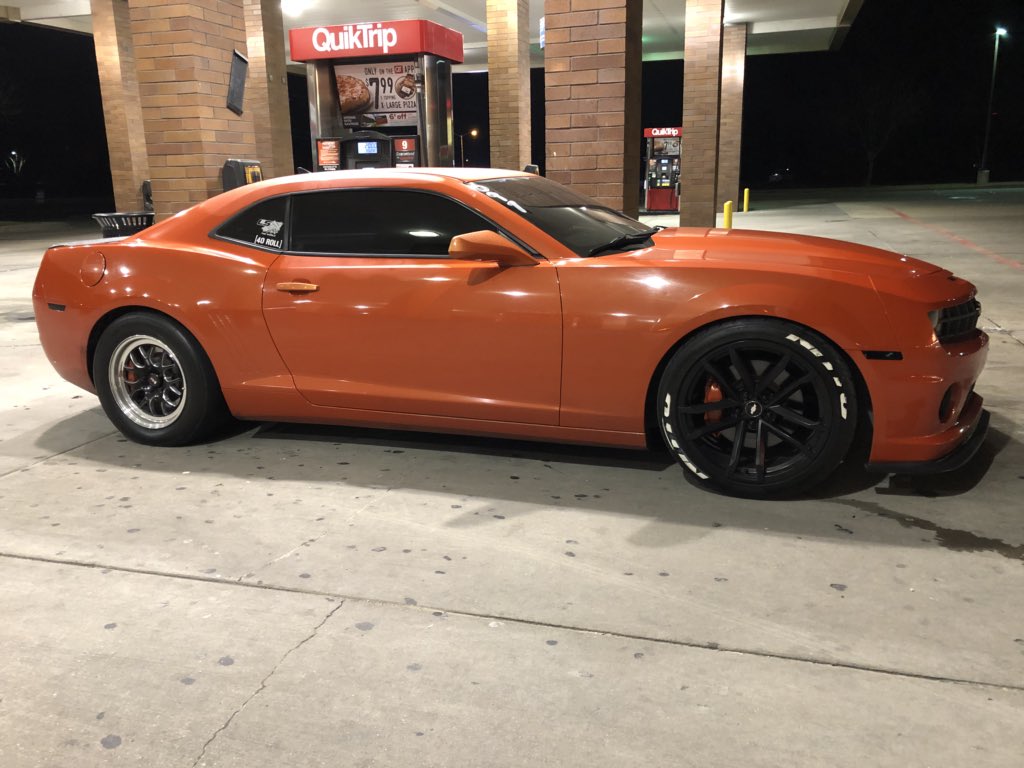 CasanovaDevin's tweet photo. DIG anyone? #welds #MickeyTs #digsonly #clean&amp;dirtypics #pumpkincamaro https://t.co/Ld60etLhYy
