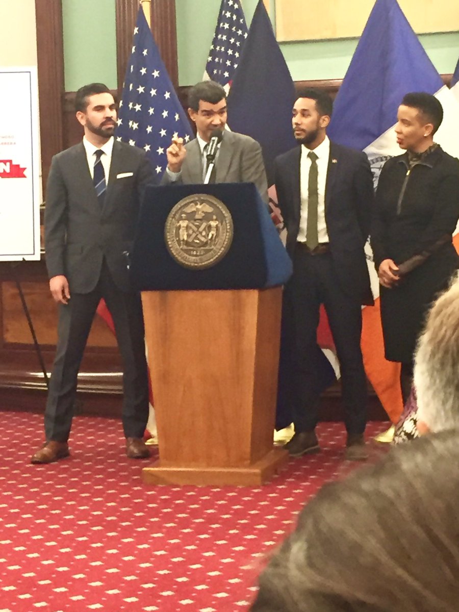 TheNYSandy's tweet photo. Celebrating #DominicanIndependenceDay #2018 Thank u! @ydanis 4 experiencing &amp; being part of the annual Dominican Heritage month event! https://t.co/9jk25CE9jy