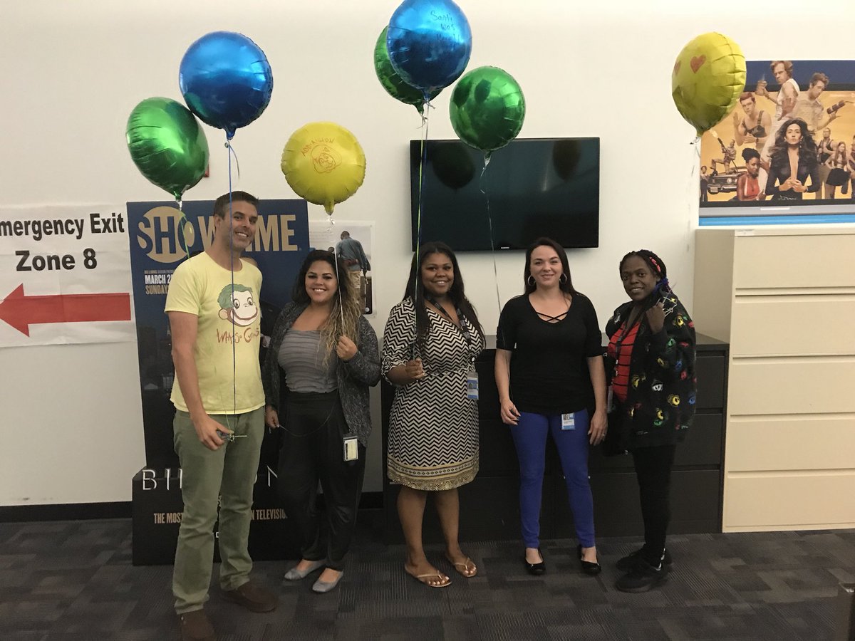 DrewsDynasty1's tweet photo. Day 1 on the phones and the Nest was LIT. Smoke comes before fire and they are about to BLAZE! Great job guys! #DynastyLife #Ocala2018 @cj5951Cat @carawfields #TuggleNation https://t.co/4ffO0FEZdb