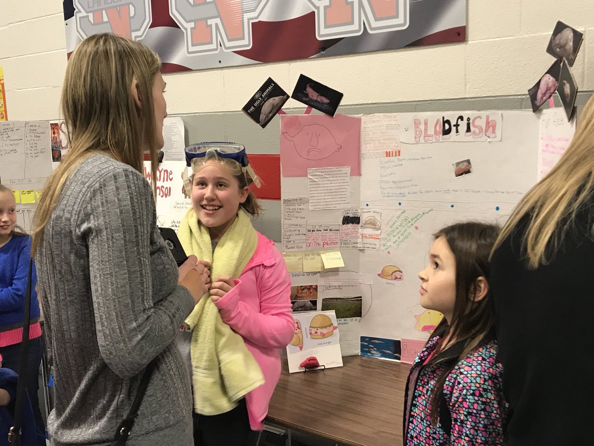 Kelseylk1's tweet photo. Fifth Graders at Board Presentation tonight discussing their informational writing &amp; research! #letthemchoose @GlennElem https://t.co/1h8XWxcRyP