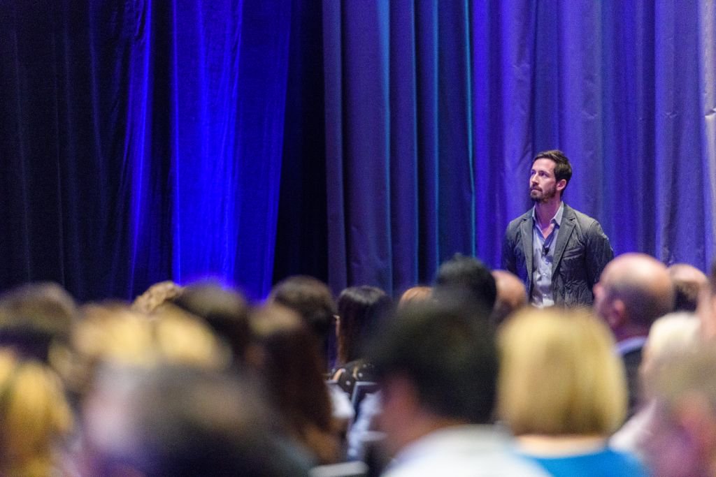 AkoladeRetail's tweet photo. Day one of Retail fulfilment Summit is well underway. @sterlinghawkins speaks the future vs the current progression of fulfilment models with the companion of @Sanbot_Robot 🚛🤖 #Retailfulfilment #retailweekau https://t.co/fOZYTQMPbW