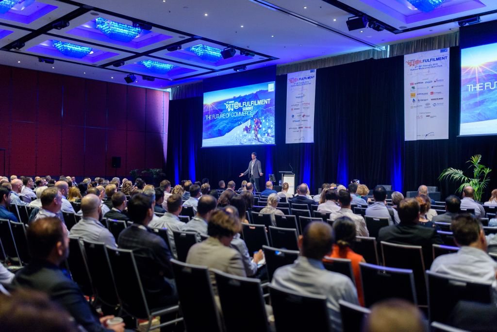 AkoladeRetail's tweet photo. Day one of Retail fulfilment Summit is well underway. @sterlinghawkins speaks the future vs the current progression of fulfilment models with the companion of @Sanbot_Robot 🚛🤖 #Retailfulfilment #retailweekau https://t.co/fOZYTQMPbW