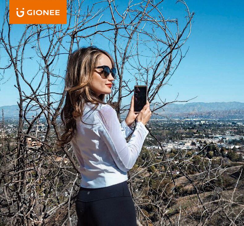 GioneeInd's tweet photo. Gionee M7 Power di lengkapi dengan 6.0 inch 18:9 FullView Screen di mana smartphone ini memberikan kenyamanan dan visual yang lebih baik saat menonton video, bermain game, atau membaca pesan.. #m7power #gionee #gioneemobilesindonesia https://t.co/SclpHH9AIk