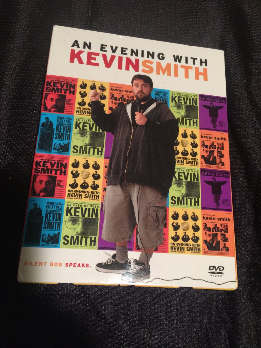 BATMANShanlian's tweet image. Going to spend my evening with @ThatKevinSmith this is where it all started for me! I was a freshmen in college and stumbled upon his #Superman story then I knew I was going to be a lifelong fan after his #PrinceStory #3AMInMinnesota
