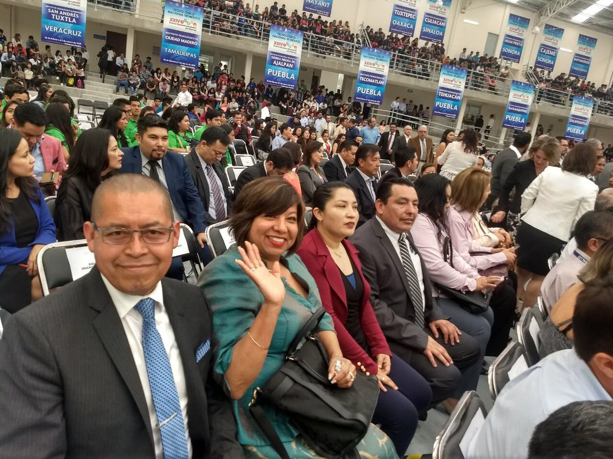 OfeliaAngulo_'s tweet photo. Muy concurrida la inauguración del XXIV Evento Nacional Estudiantil de Ciencias del @TecNMOficial @TecNMmx. Que ganen los que mejor apliquen sus conocimientos científicos. Enhorabuena https://t.co/F1prQGp4bH