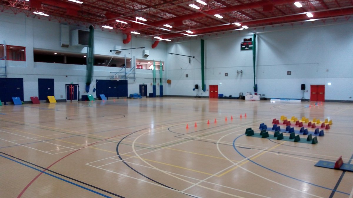 LvAevents's tweet photo. A quiet hall before the years 1&amp;2 event kicks off https://t.co/g8xbtGujII