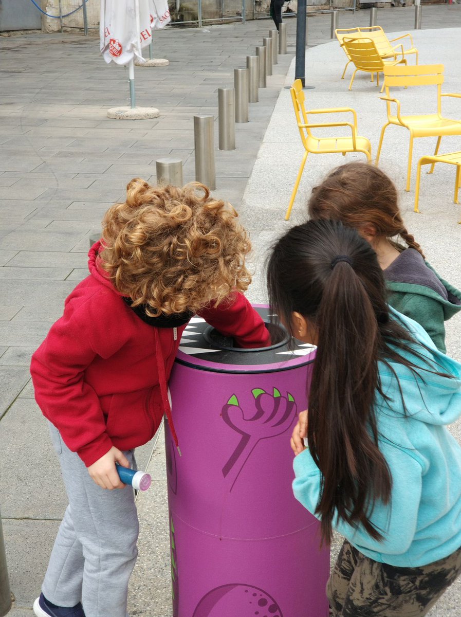 Bins can be fun! more from our experiment last week - we learnt that digital feedback (sound/light) increases interactions and that mediation of the content and desired behavior to kids by adults does as well