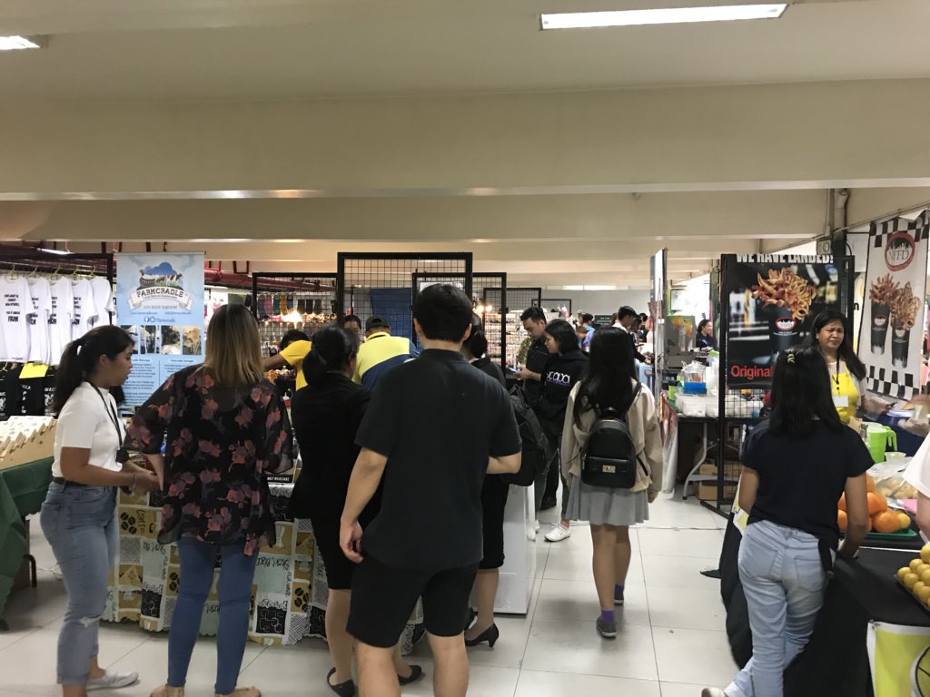 benildecsg's tweet photo. #CSGNOW
Come by Greenway Square to visit this week’s BAZAART!
We have booths filled with Snacks, Art, and many more!
Don’t forget, BazaART runs from February 26-March 2, so make sure to drop by Main Campus to check out what’s in store!
See you there!
#BEnildeACTIVE https://t.co/f2m7vUmDrN