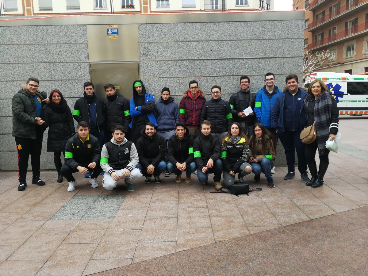 rosergasch's tweet photo. #CSada18#iesjaumei
Preparats per a la Csada18 https://t.co/vkp5ZxuNVe