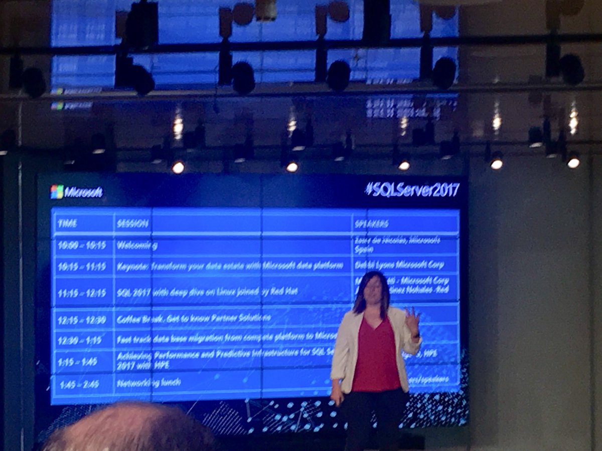 ire_serrano's tweet image. Arrancando en el evento #sqlserver2017 con @MicrosoftES y @KabelSistemas. La cosa promete ...
