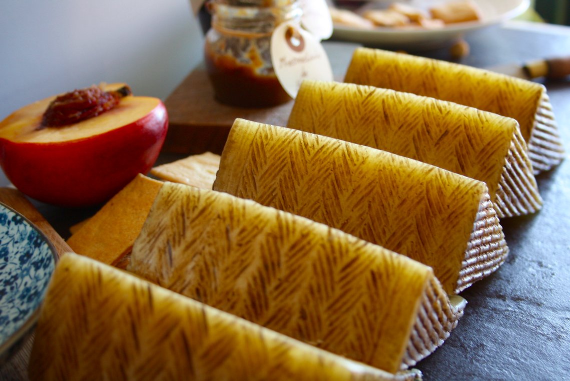 Historias de productores: Quesos de la Huz, de los quesos más premiados de La Mancha.
👉blog.mumumio.com/post/2016/12/0…
¡Hoy, con envío gratis en <a href="/mumumio/">Mumumío</a>!
#EnvíoGratis #Quesos #Ecommerce