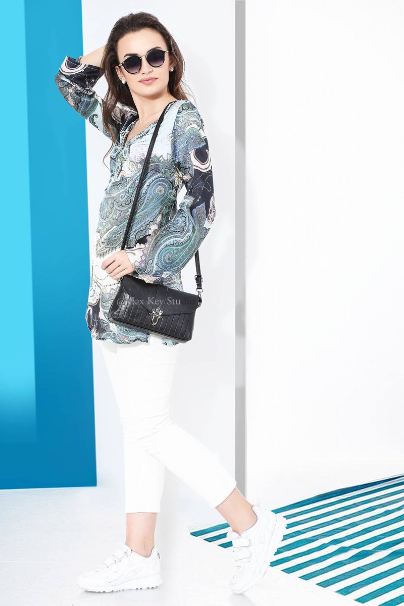 maxkeystudio's tweet photo. Model Photography For International Brand.....
$
Fashion looks better when you feel good on the inside.
$
$
#womensfashion #fashion #looks #like #beautiful #likeforlikes #trendy #apparel #western #dresses #photography #maxkeystudio #ecommerce #commercial #myntra #jabong #amazon. https://t.co/Tp7KalfOtf