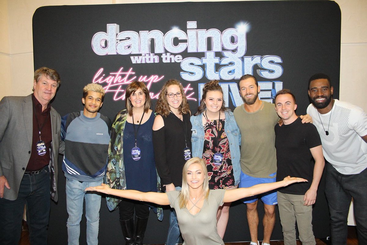 Brooke_Look's tweet photo. After watching this show for the last 25 seasons, it's (to say the absolute least) a dream come true to see and actually meet some of the most incredible people and dancers ❤️definitely one of my most memorable nights (😉) #DWTSTour https://t.co/pu3rUsyz4Q