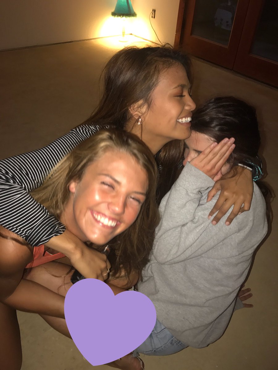 Madiii_21's tweet photo. Happy bday to my fav Asian ever!!! Sorry that I'm posting this at 11:58 but I love you💛💛 live it up babyyy https://t.co/6AbSwD6K4S