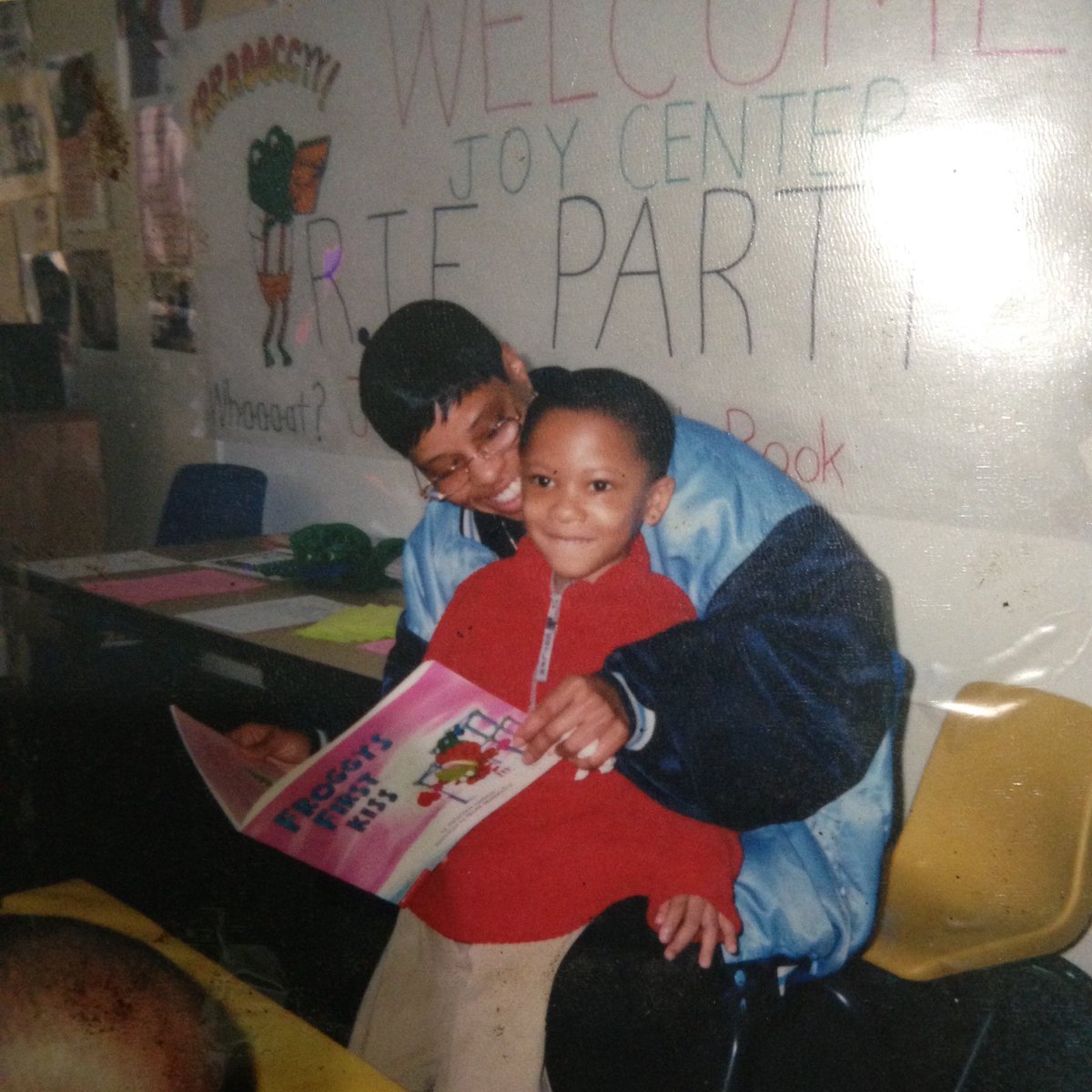 ApplyPressure_'s tweet photo. I'm late but Happy Birthday Ma ❤️ https://t.co/jvZuKd4fP1