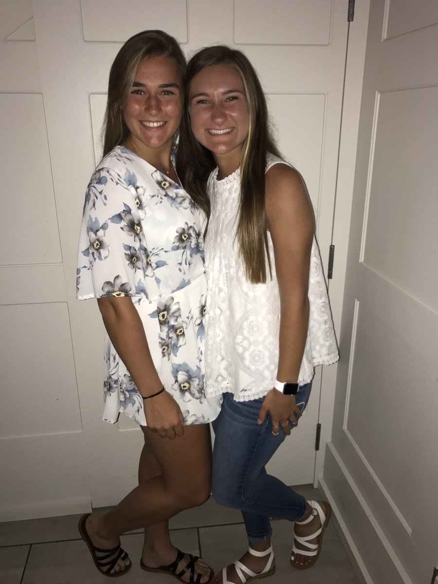 madison_boots11's tweet photo. Happy birthday @Jamie_Lindstrom  🎂🎁🎊4ever a babe!! Ily!! https://t.co/l9Nmp0EIY3