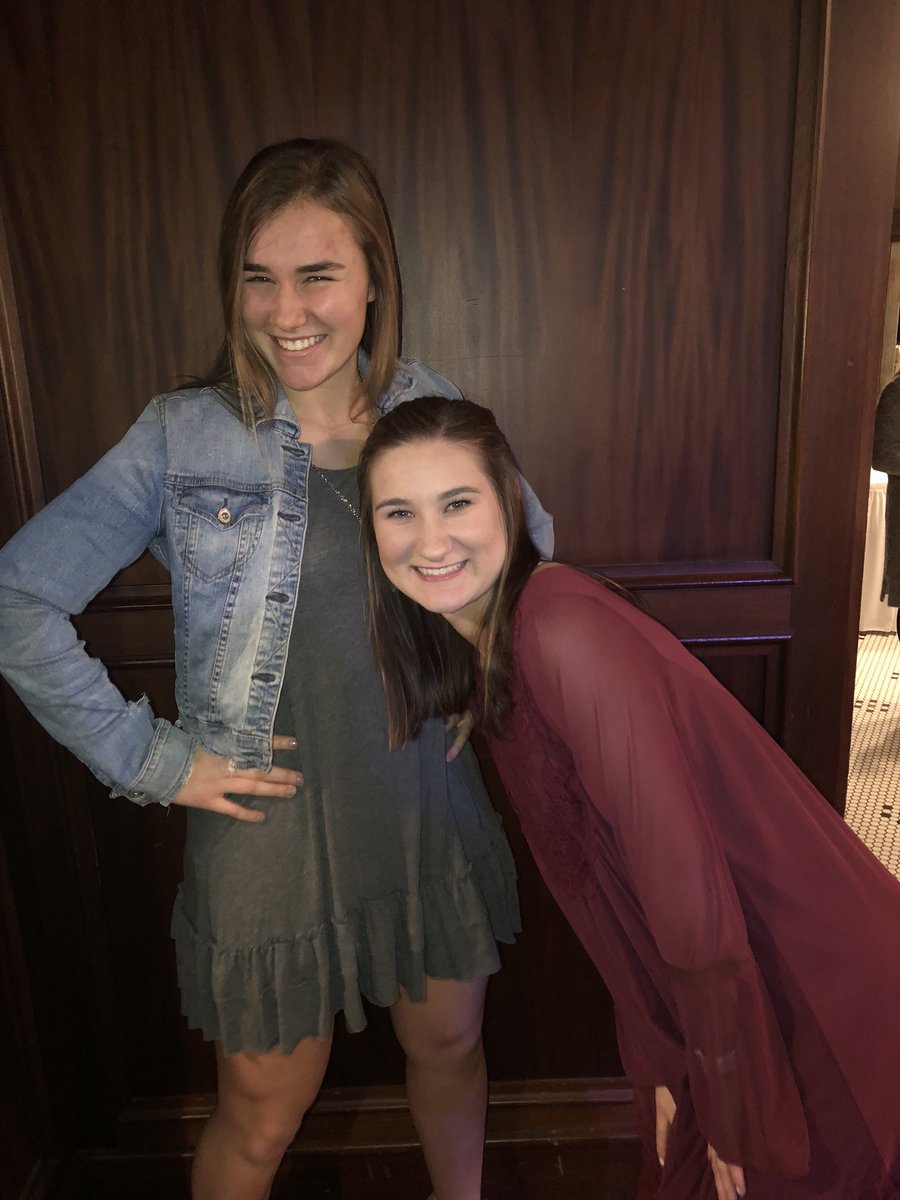 madison_boots11's tweet photo. Happy birthday @Jamie_Lindstrom  🎂🎁🎊4ever a babe!! Ily!! https://t.co/l9Nmp0EIY3