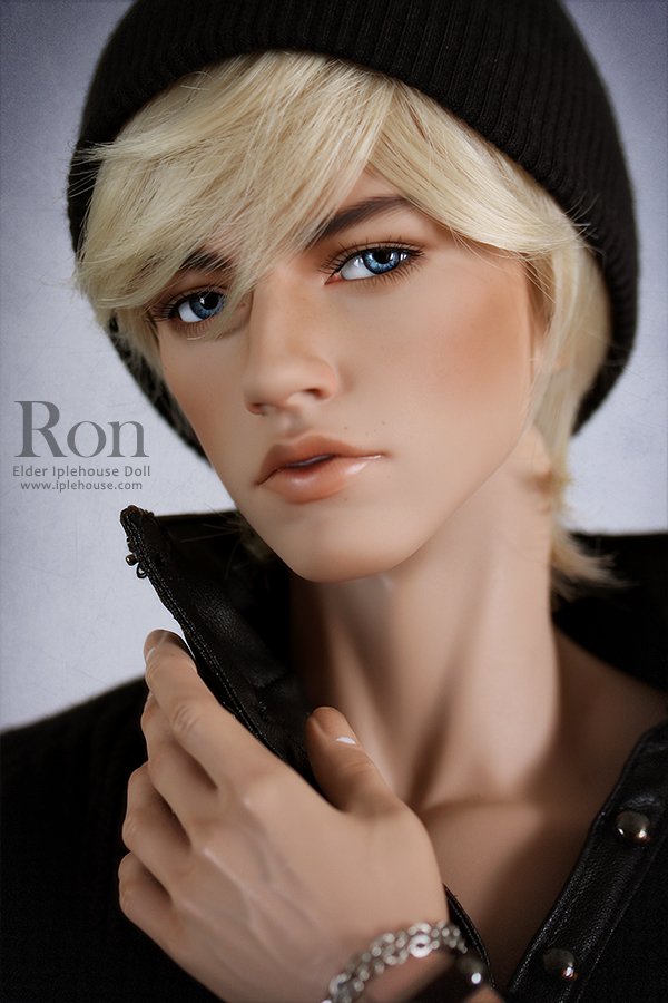 elder iplehouse doll