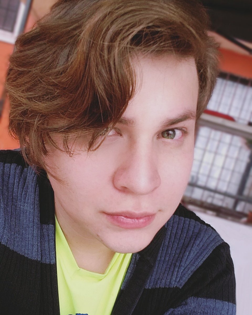 evans_emilly's tweet image. #OutOfDrag