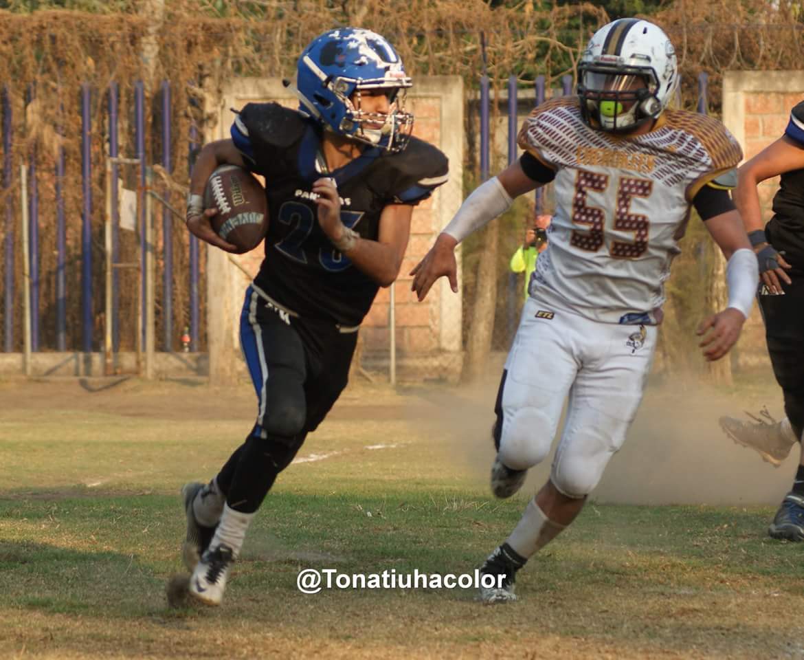 alpaca_baby's tweet photo. Amo este deporte ❤🏈 #Cherokees #Kmello #AlaDefensiva https://t.co/l1Utw236lE
