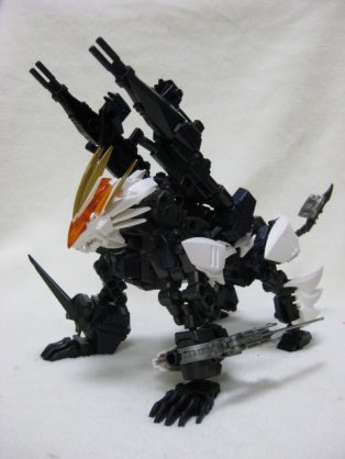 ちなみにさっきは機体デザインが好きなゾイドを色々挙げましたが